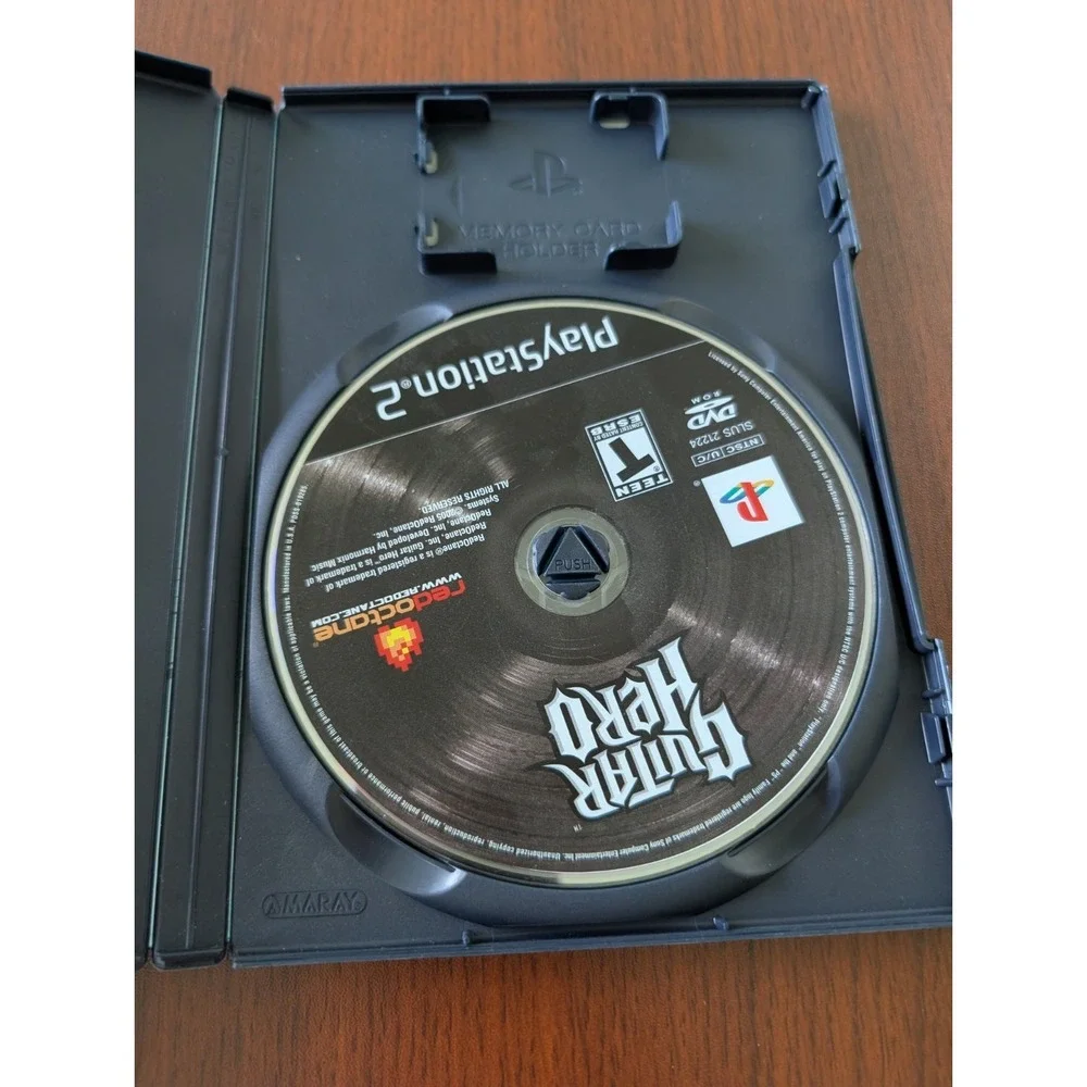Guitar Hero (Sony PlayStation 2, 2006)  PS2